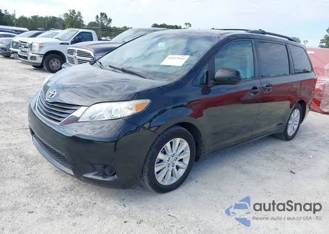 2015 Toyota Sienna Le 7 Passenger из США, поврежденный, VIN 5TDJK3DC5FS096072